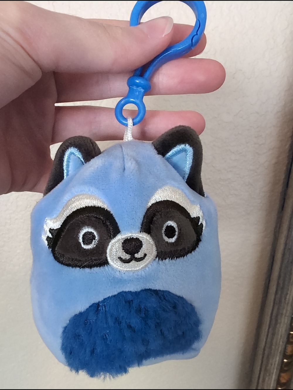 Squishmallows Duranga The Blue Raccoon Keychain